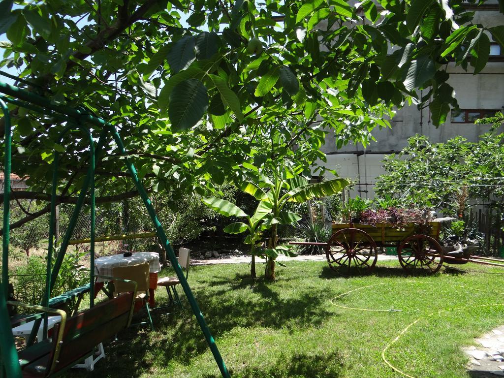 Guest House Rusalka بايالا المظهر الخارجي الصورة
